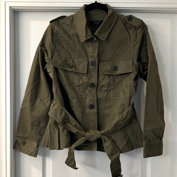 NWT J. Crew Cropped fatigue women utility jacket (size small) - Picture 3 of 5